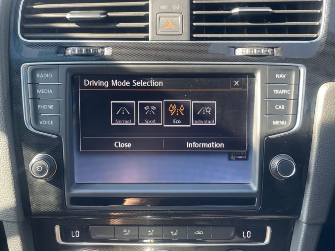 2025 Volkswagen Golf