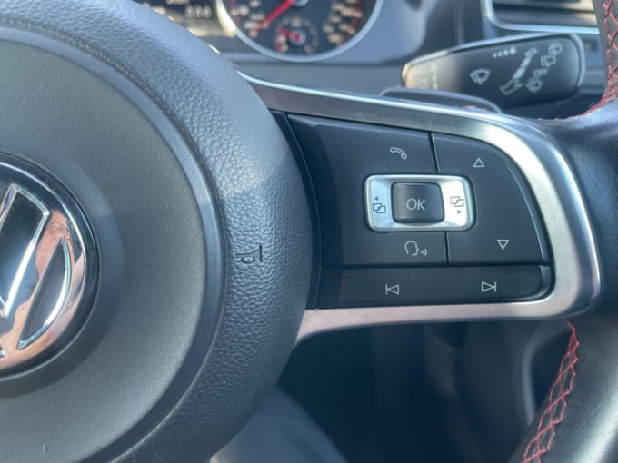 2025 Volkswagen Golf