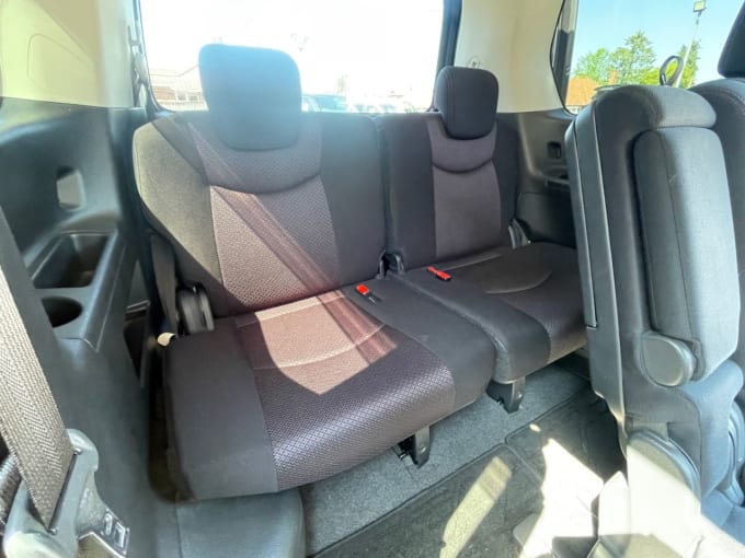 2025 Nissan Serena