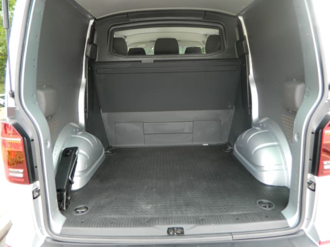 2025 Volkswagen Transporter