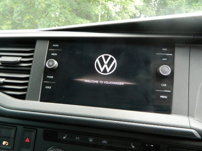 2025 Volkswagen Transporter