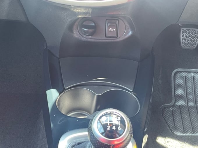 2025 Toyota Yaris