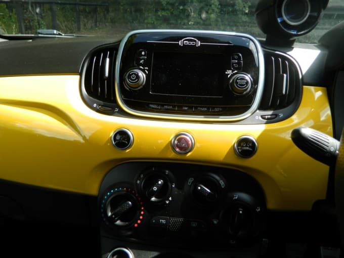 2025 Abarth 595