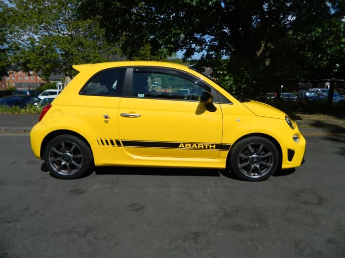 2025 Abarth 595