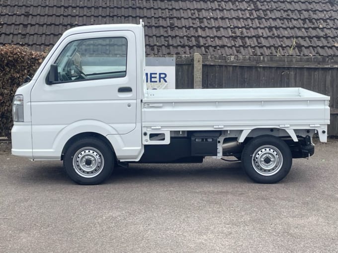 2025 Suzuki Carry
