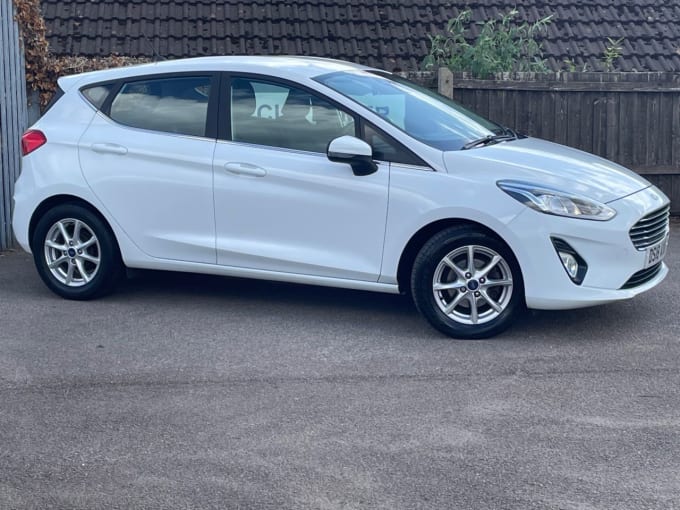 2025 Ford Fiesta
