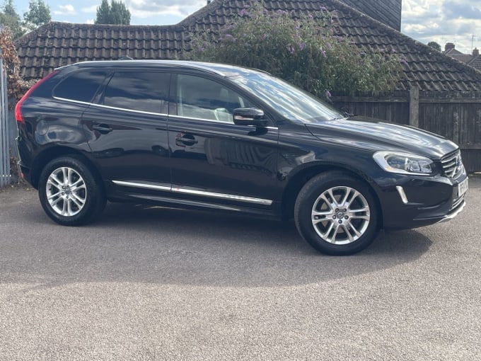 2025 Volvo Xc60