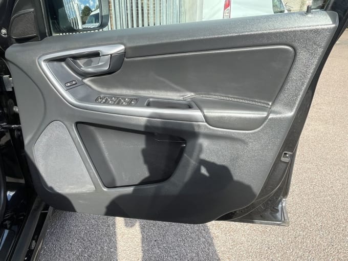 2025 Volvo Xc60
