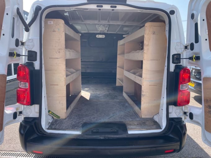 2025 Vauxhall Vivaro