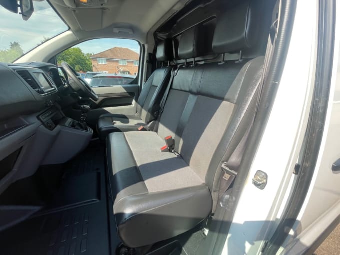 2025 Vauxhall Vivaro