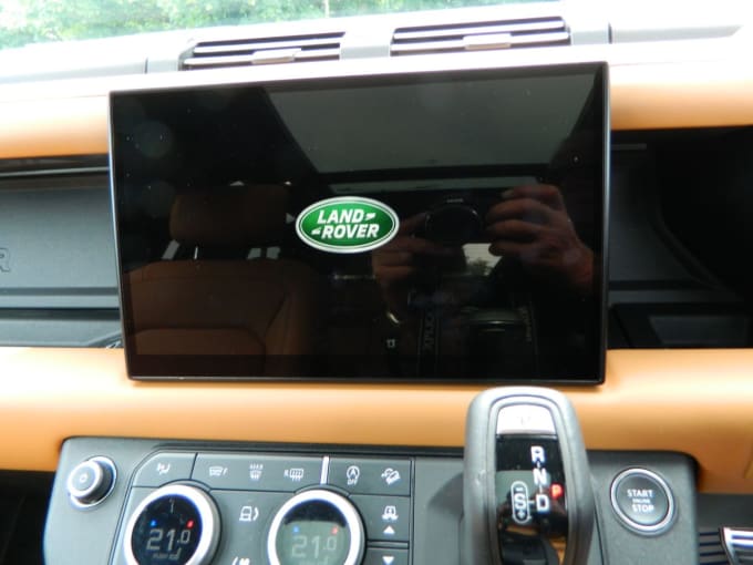 2025 Land Rover Defender