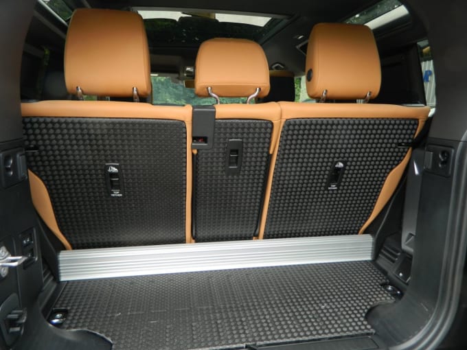 2025 Land Rover Defender