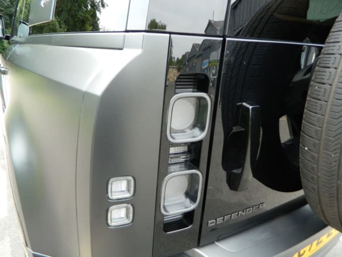 2025 Land Rover Defender