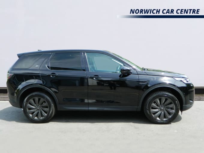 2025 Land Rover Discovery Sport