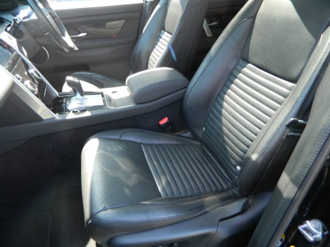 2025 Land Rover Discovery Sport