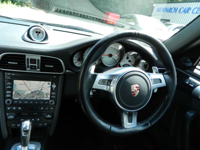 2025 Porsche 911