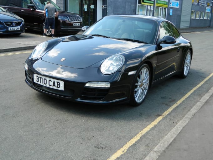 2025 Porsche 911