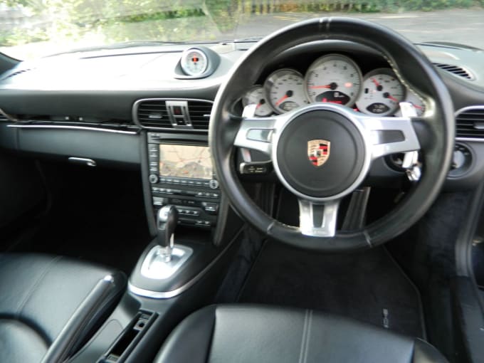 2025 Porsche 911