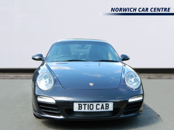 2025 Porsche 911