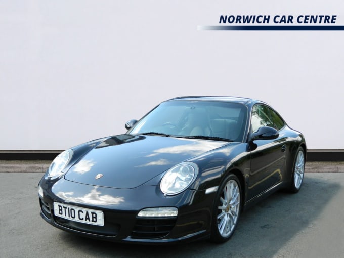 2025 Porsche 911