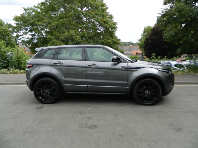 2025 Land Rover Range Rover Evoque