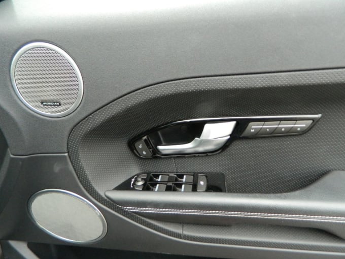 2025 Land Rover Range Rover Evoque