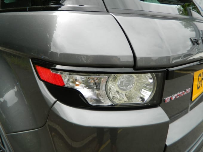 2025 Land Rover Range Rover Evoque