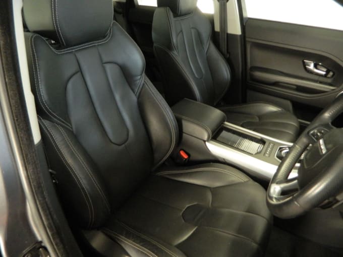 2025 Land Rover Range Rover Evoque