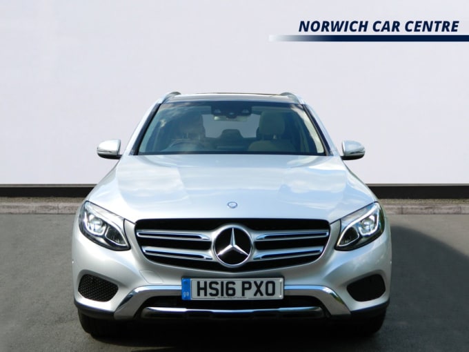 2025 Mercedes-benz Glc