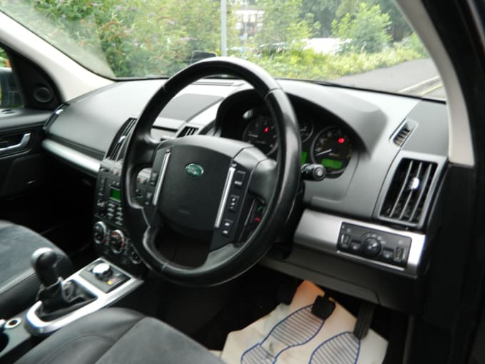 2025 Land Rover Freelander 2
