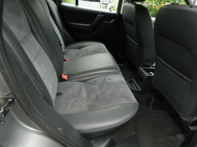 2025 Land Rover Freelander 2
