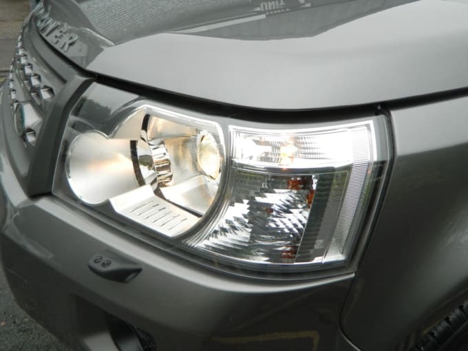2025 Land Rover Freelander 2