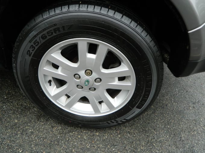 2025 Land Rover Freelander 2