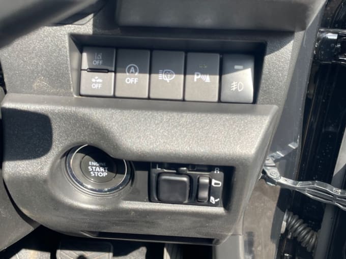 2025 Suzuki Jimny