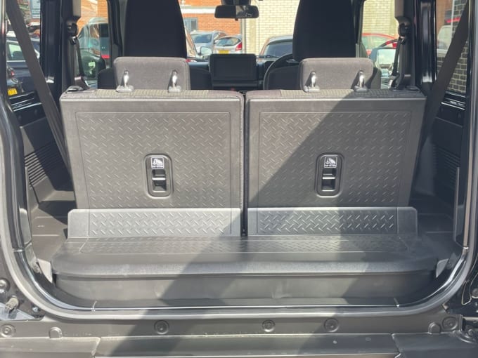 2025 Suzuki Jimny