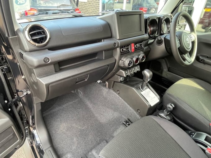 2025 Suzuki Jimny