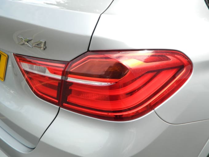 2025 BMW X4