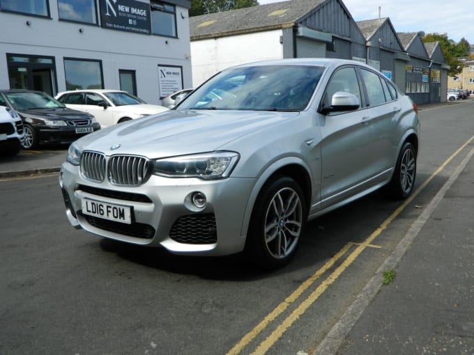 2025 BMW X4