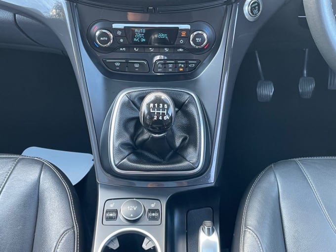 2025 Ford Kuga