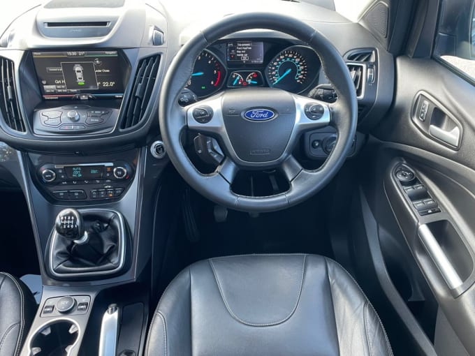 2025 Ford Kuga