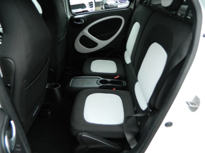 2025 Smart Forfour