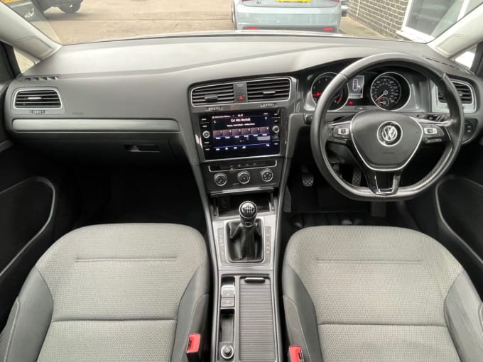 2025 Volkswagen Golf