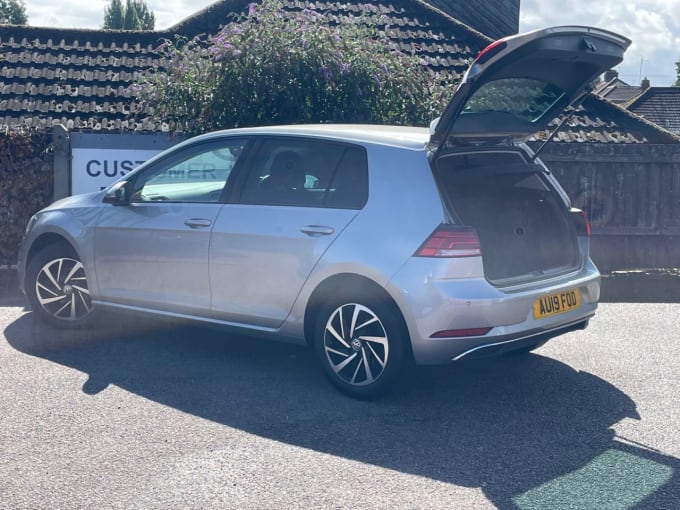 2025 Volkswagen Golf
