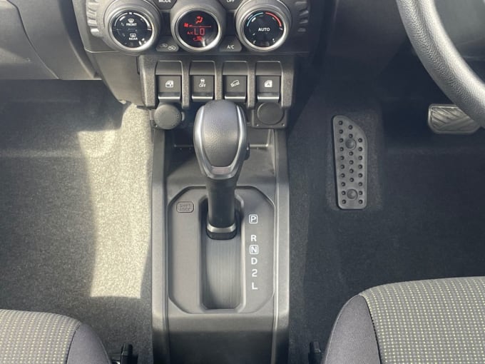 2025 Suzuki Jimny