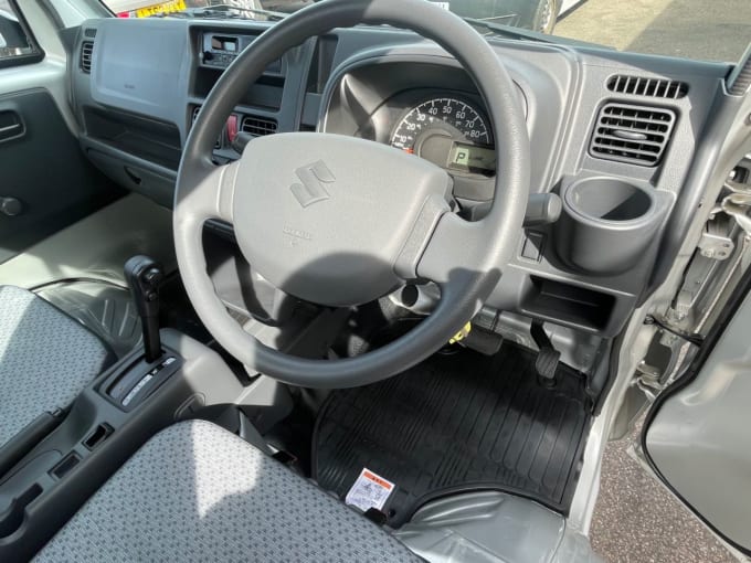 2025 Suzuki Carry