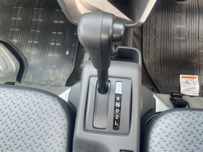 2025 Suzuki Carry