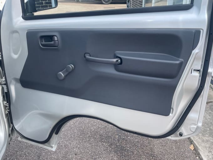 2025 Suzuki Carry