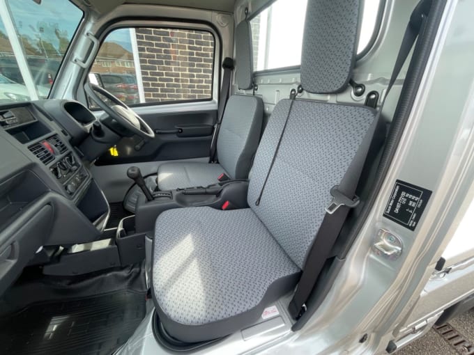 2025 Suzuki Carry