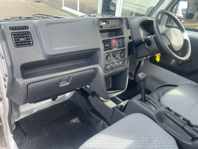 2025 Suzuki Carry
