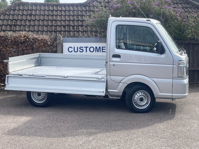 2025 Suzuki Carry